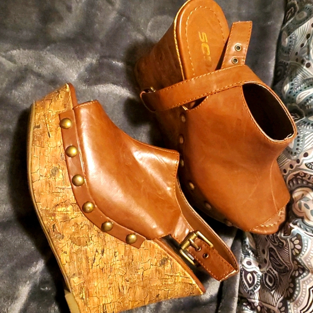 wedge sandals
